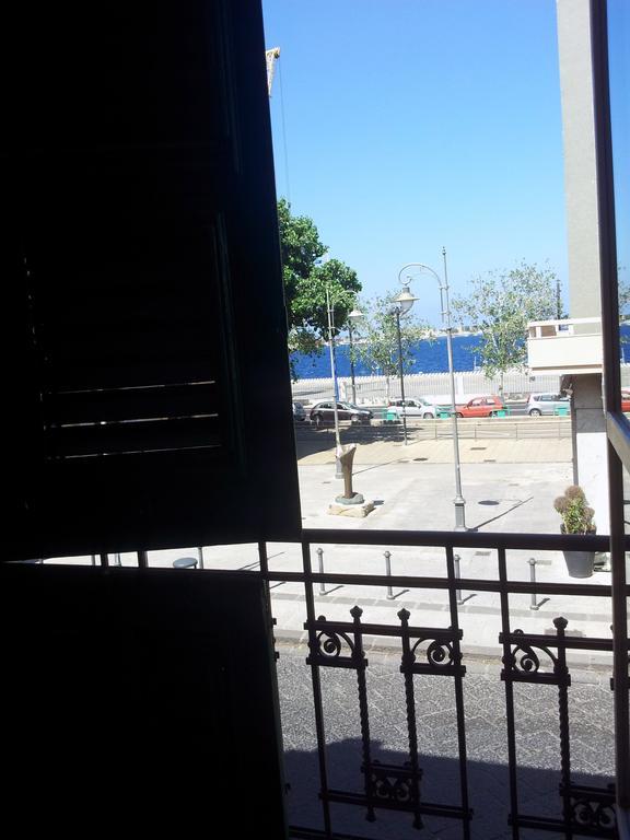 Bed and Breakfast Opera Relais Messina Esterno foto